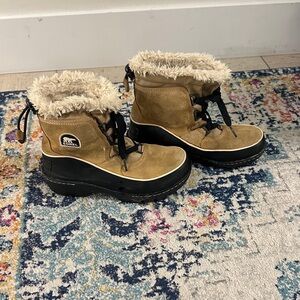 Sorel Tan and Black Fur-Lined Boots